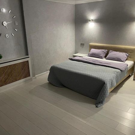 Apartcenter Люкс В Центре Гагарина Автовокзал Kryvyj Rih Exteriör bild